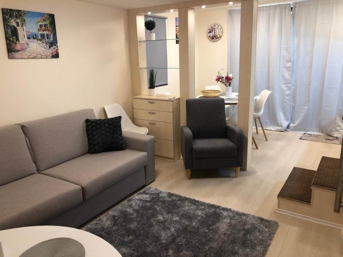 Beachfront Studio Apartman Aparthotel Balatonfůzfő Kültér fotó