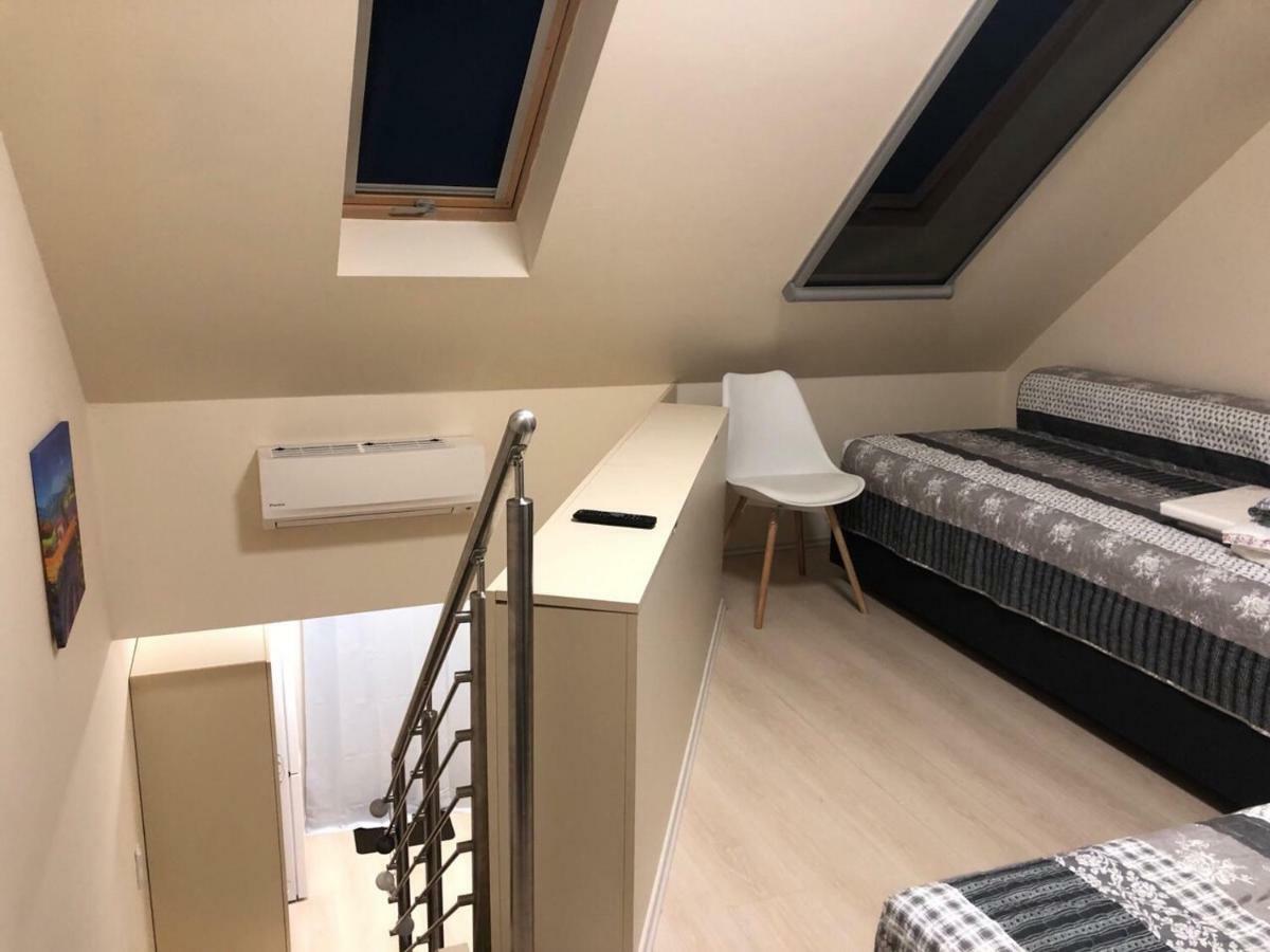Beachfront Studio Apartman Aparthotel Balatonfůzfő Kültér fotó